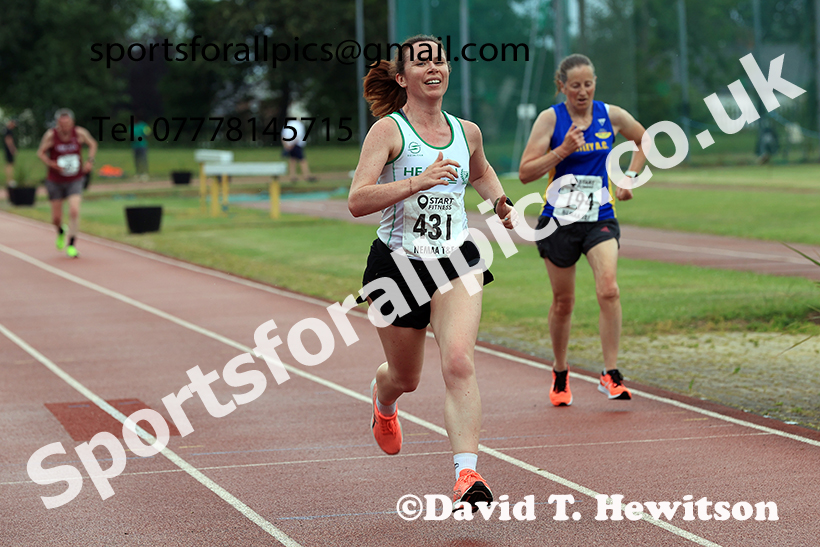 3000 metres, 2025 NEMAA Track and Field, Monkton. Photo: David T. Hewitson/Sports for All Pics